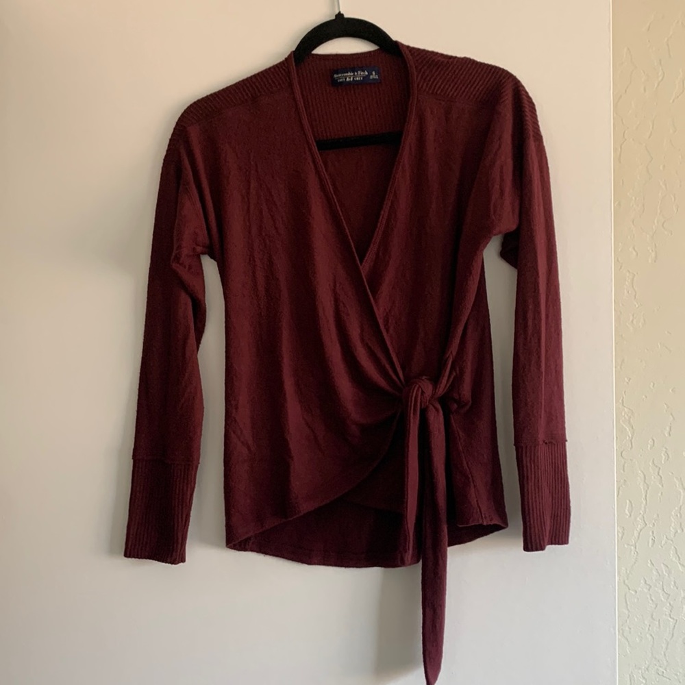 Abercrombie and Fitch Wrap Sweater S